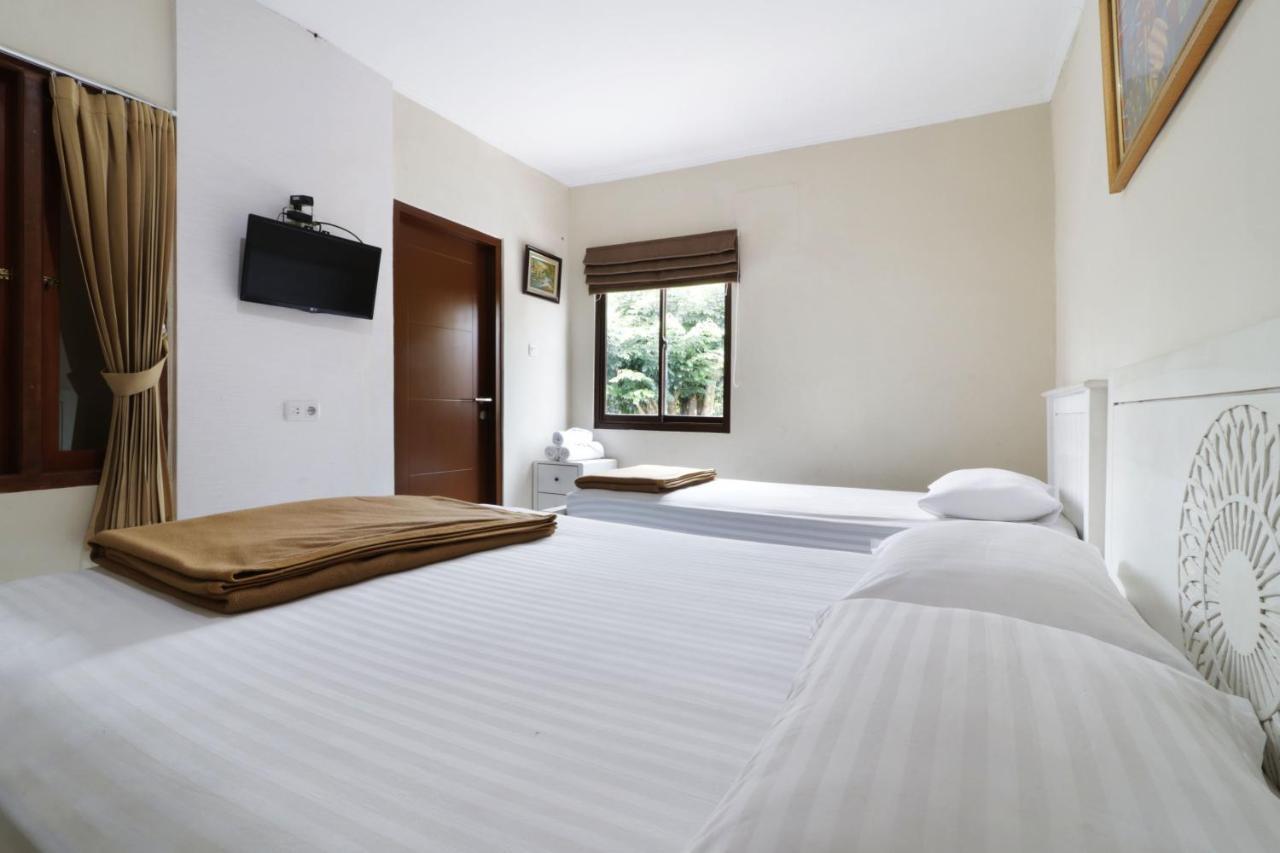 Jayagiri Guesthouse By Belgareti Lembang Exterior photo